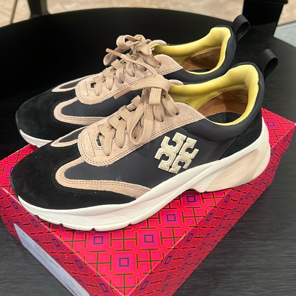 Tory Burch Sneakers!